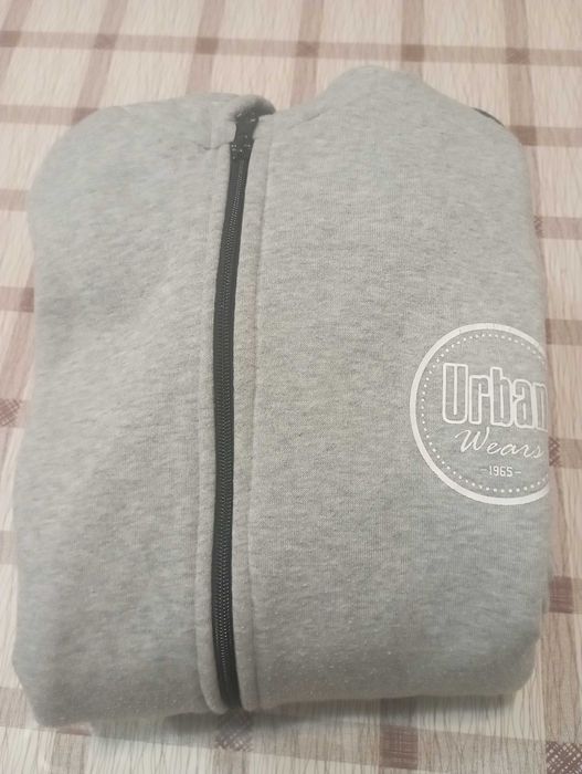 Запазен мъжки ватиран комплект