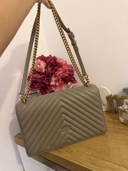 Vand geanta noua,originala Pinko
