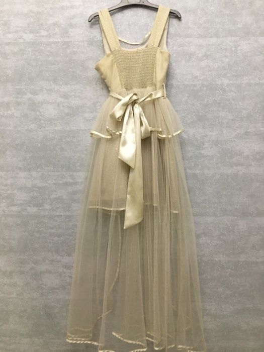 Продам Нарядные платья