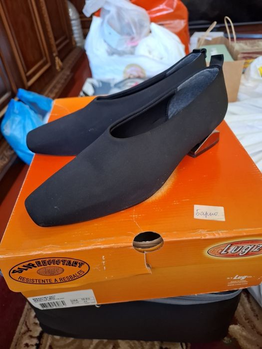 Продам обувь по 50000 сум