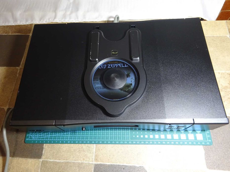 Cd-player audio High-End Rega Planet 2000 -24bit