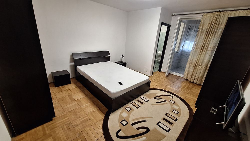 Inchiriez garsoniera