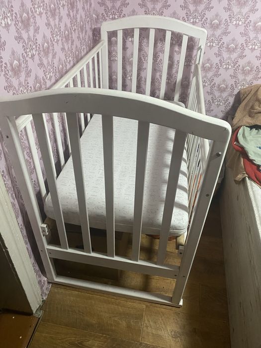 Продадим детскую кроватку