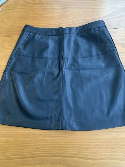 Кожена пола нова