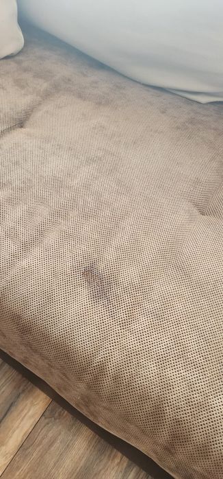 Подарявам диван ВАРНА