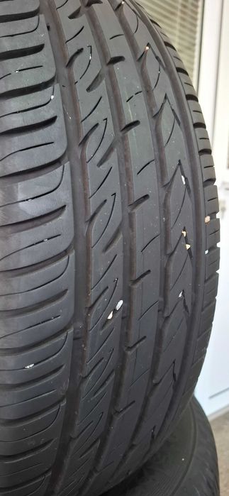 4бр. 215/65/16 Gislaved SUV 7.5mm грайфер, дот 23г.Безплатен монтаж