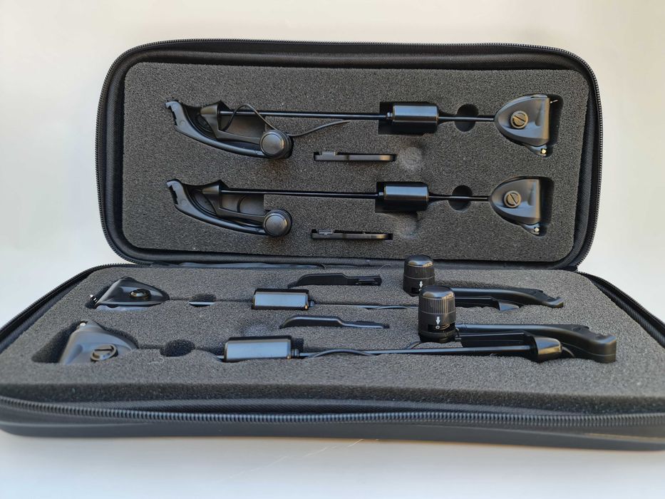 Set 4 Swingeri MKM3 HAKUYO cu Iluminare BLACK LEDURI ALBE