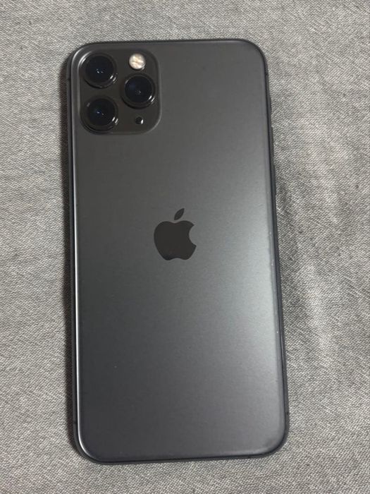 Продам Iphone 11 Pro