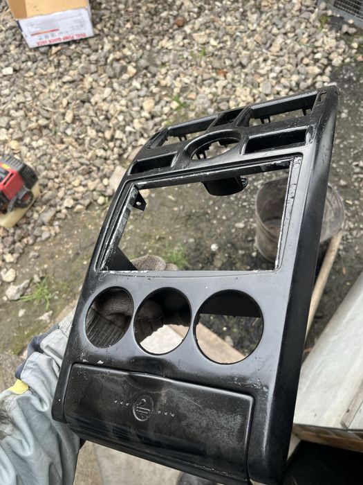 Продам консоль, бороду на приору