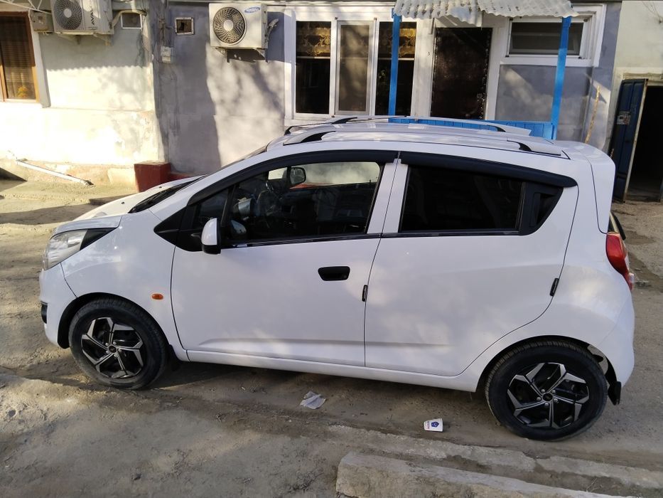 Авто Спарк автомат