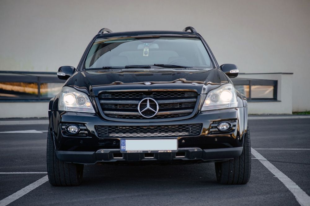 Vând  Mercedes  Benz Autoutilitar