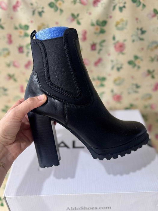 Botine  ALDO "Bolder" din piele neagră cu toc gros și talpă platformă