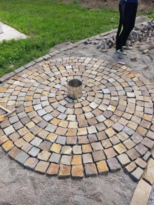 Piatră cubică nouă – livrare rapidă + montaj oriunde în România