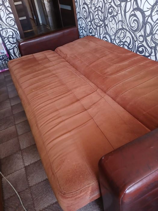 Большой и темный