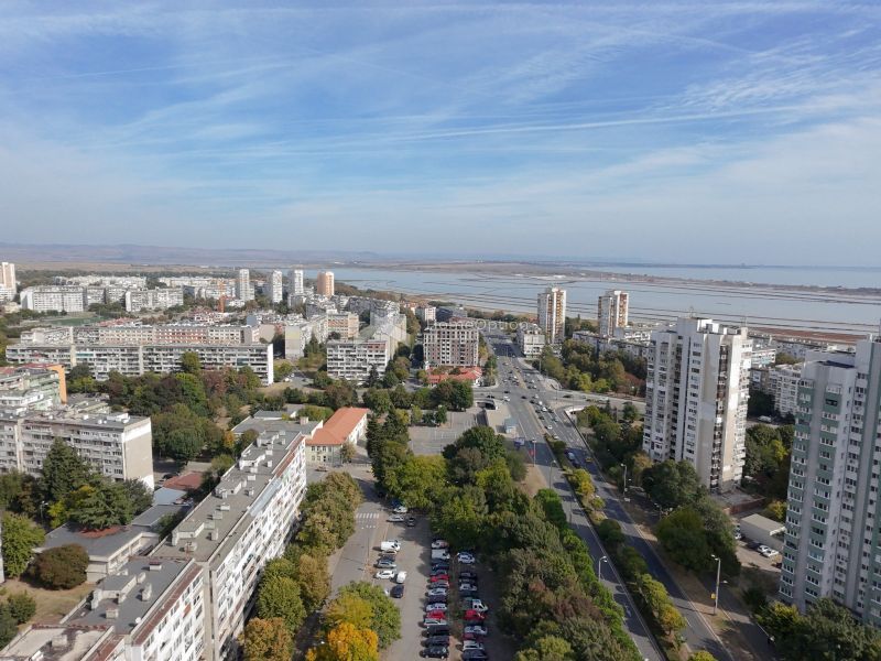 Продава се Тристаен апартамент в Бургас, Изгрев - 102 кв.м за 2408 €/кв.м - Снимка #13