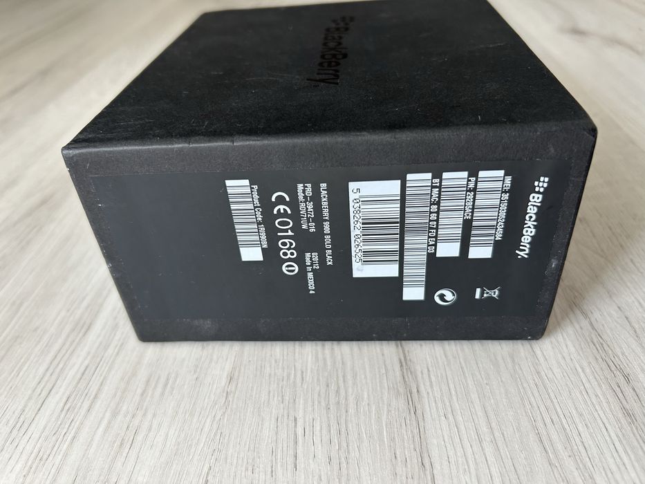 Blackberry 9900 Bold SIGILAT/ New Old Stock colectie