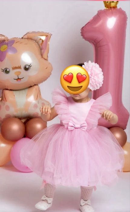 Платье на годик в хорошем состоянии