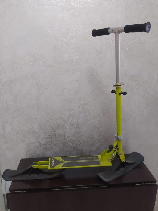 Самокат-снегокат