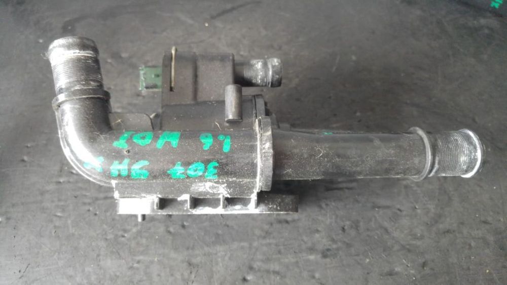 carcasa termostat 1.6 hdi 9hx peugeot 307 206 207 3008 citroen xsara  berlingo c4 c3