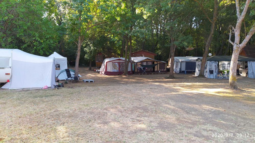 Дава се под наем Парцел в Царево - 100 кв.м за 1595.79 € - Снимка #3