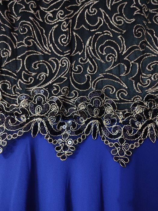 Вечернее платье, коктейльное платье.