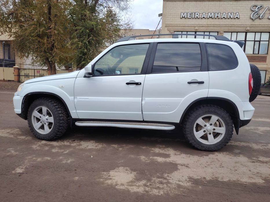 Нива шевролет...