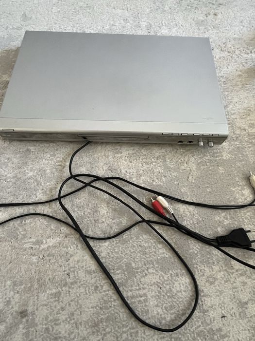 Продам  DVD на диске  б/у