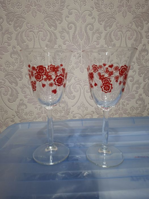 Бокалы красивые. 2шт.