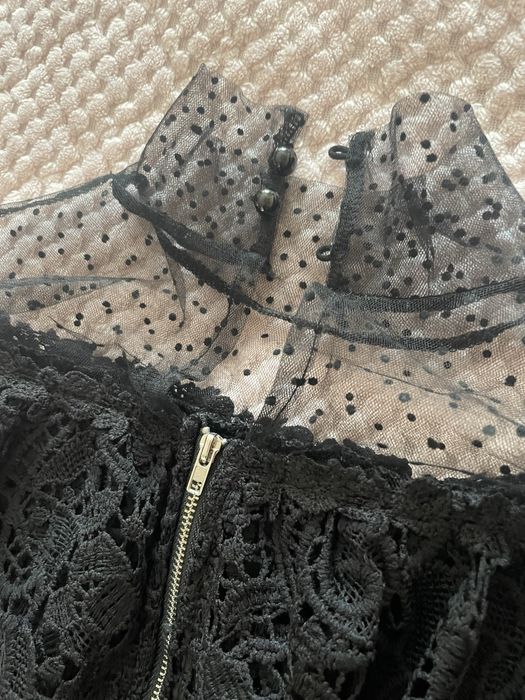 Черна блуза с дантела