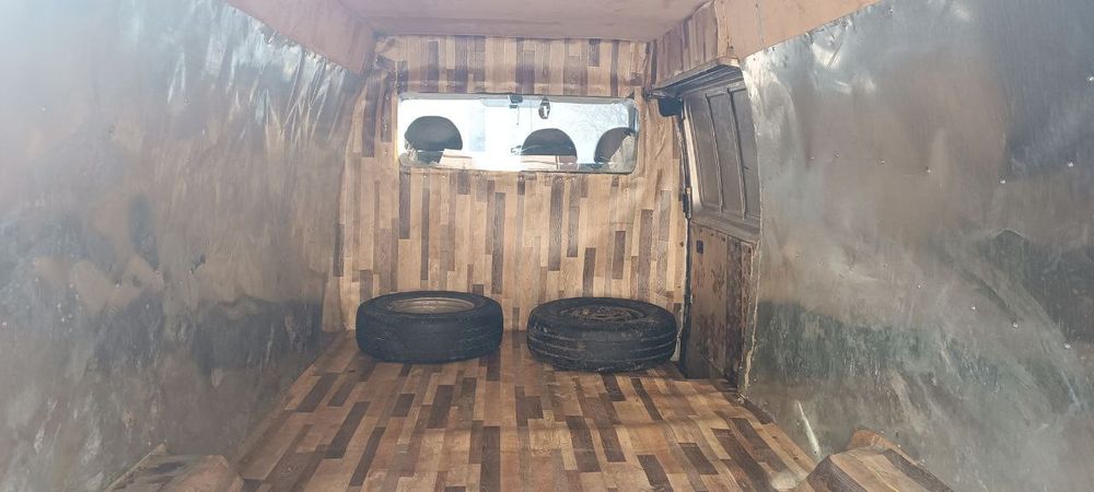 Ford 1994 yil holati zoʻr