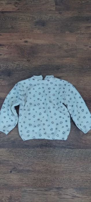 Пуловери за момиченце