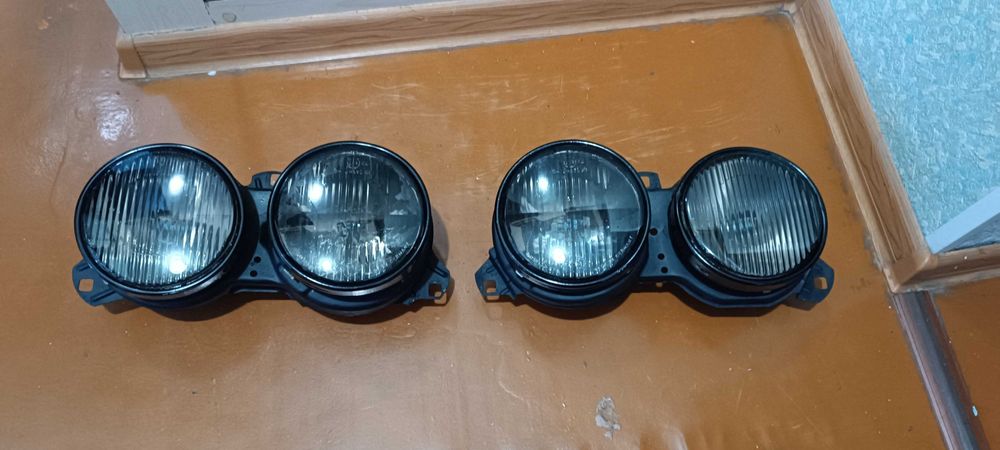 Фары под hella black на bmw e30.