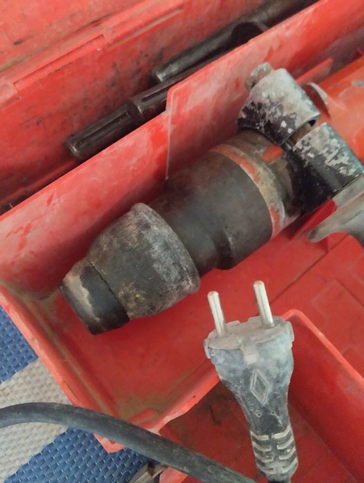 Продавам HILTI TE 75