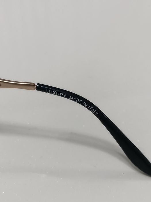 Солнцезащитные очки женские