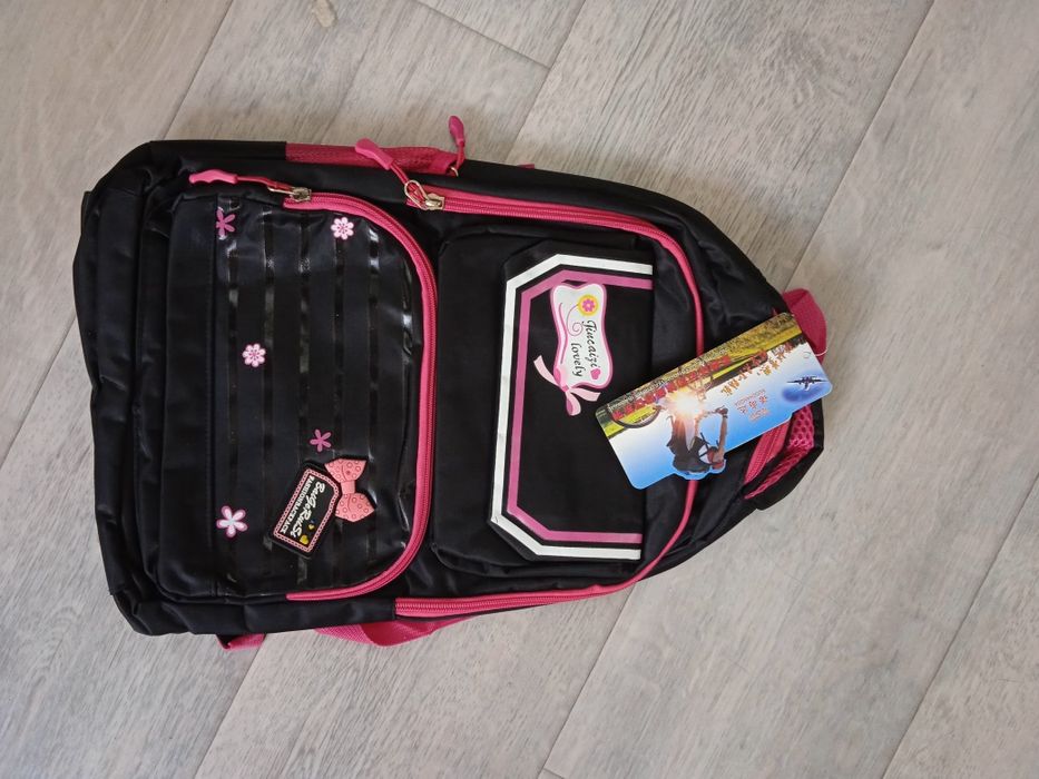 Новые школьные рюкзаки
