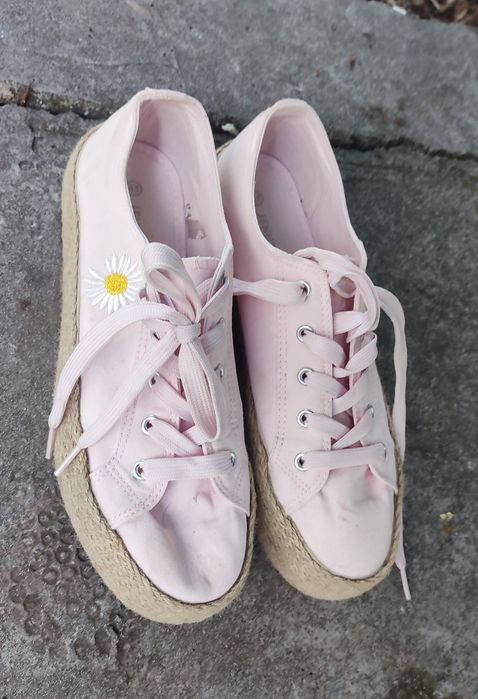 Обувки кецове розови 38н