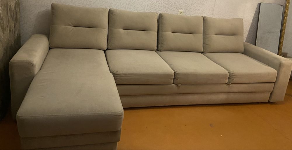 Продам диван в нормальном состоянии