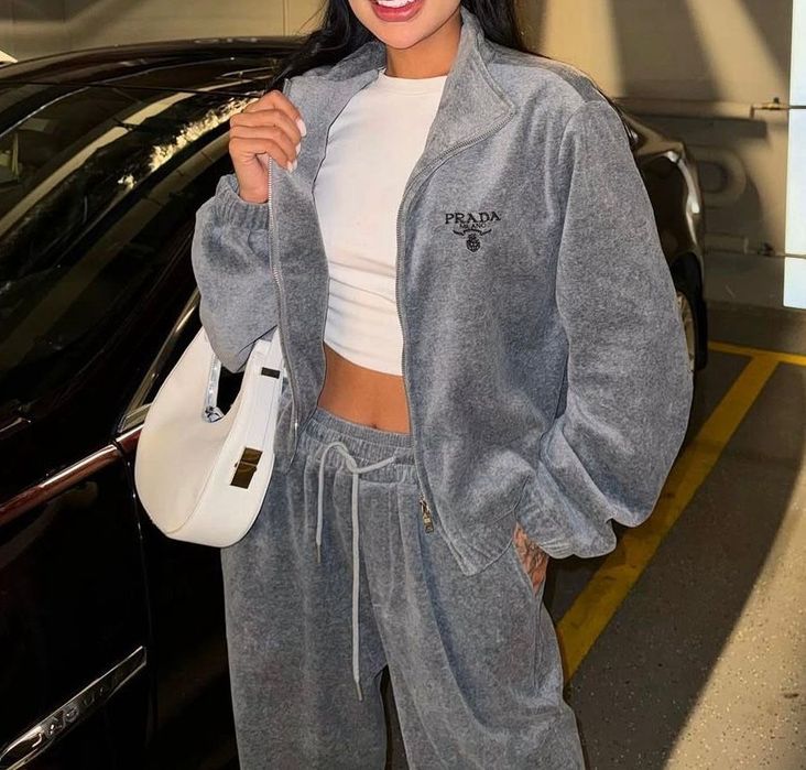 Стильная двойка Prada