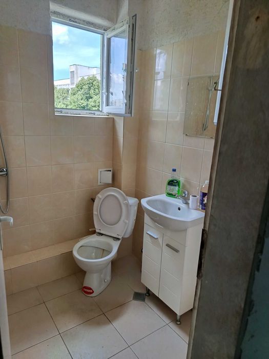 Стаи и легла за групи работници, София