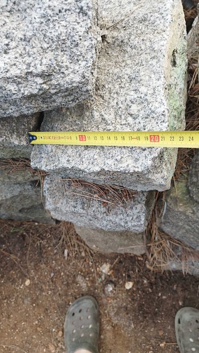 Дялан камък - дялан гранит 2,5 м/куб