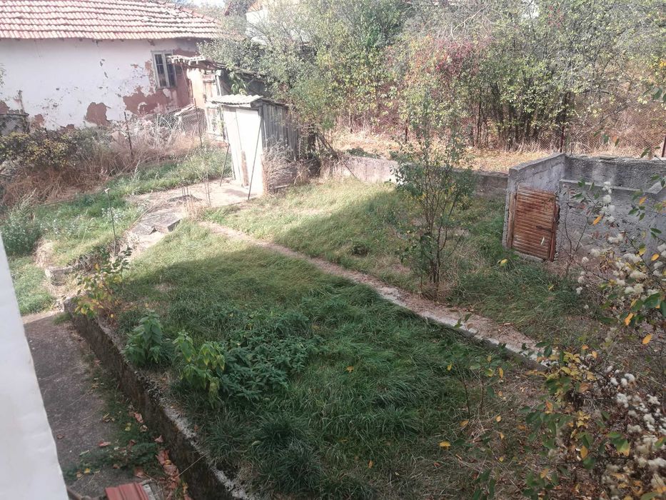 Продава се Къща в с. Садовик, Област Перник - 90 кв.м за 442 €/кв.м - Снимка #20