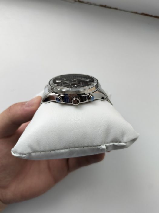 Часы от бренда SLAZENGER