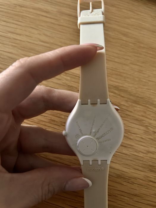 Дамски часовник Swatch