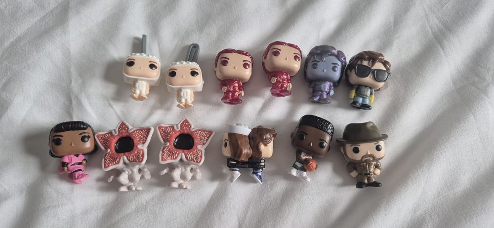 Разменям фигурки на stranger things