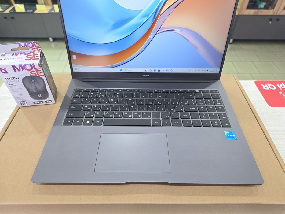 Новые Honor (16" WUXGA IPS, Core i5-12450H)