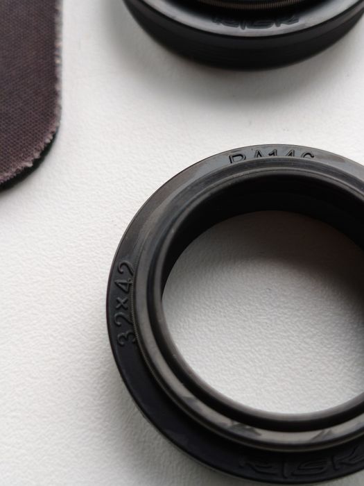 Продам пыльники для вилки велосипеда