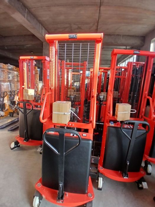 Полавтомат рохля штабелер  самаходьник кара штаблёр shtablyor shtabele