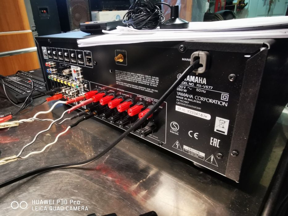 Amplificator, receiver Yamaha RX V577, cu telecomanda  și microfon