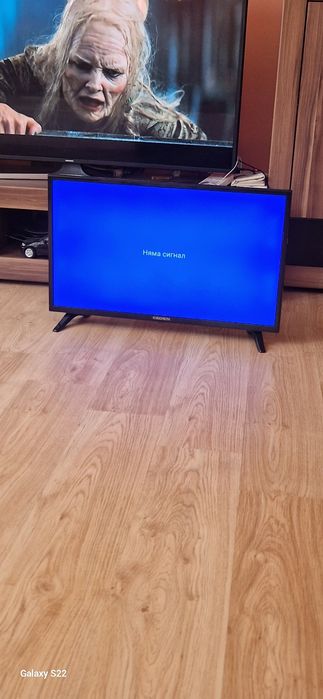 Телевизор CROWN 32