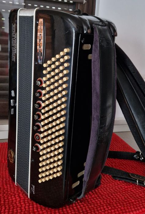 Acordeon 120 basi ,